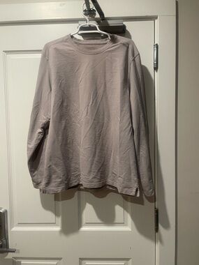 Hi-Tec Long Sleeve Crewneck Tee in Light Mauve
